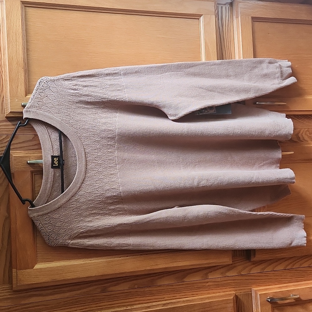 Lee Neutral Sweater NWT Size XL